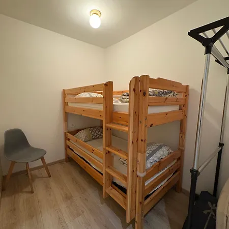 Superbe T3 Avec Parking Et Terrasse En Plein Centre-ville Lourdes