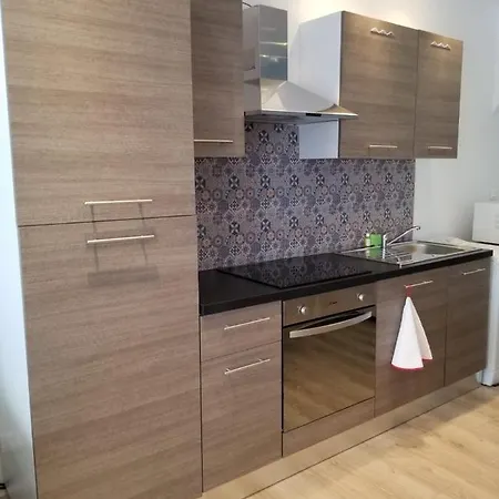 Superbe T3 Avec Parking Et Terrasse En Plein Centre-ville Apartamento *