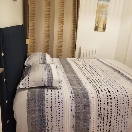 Superbe T3 Avec Parking Et Terrasse En Plein Centre-ville Apartman Lourdes