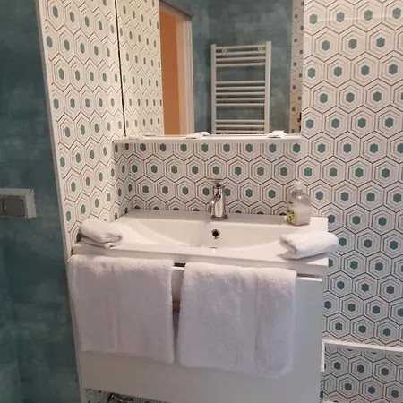 Apartman Superbe T3 Avec Parking Et Terrasse En Plein Centre-ville Lourdes